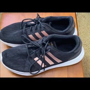 Adidas cloudform sneakers. Size 8